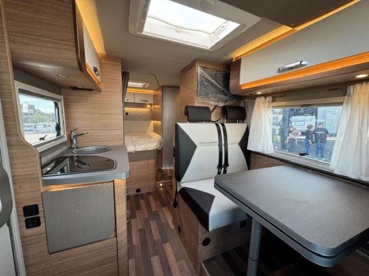 Fahrzeugbild Weinsberg CaraCompact EDITION PEPPER 600 MF !Sie sparen 12.888,-€! #6