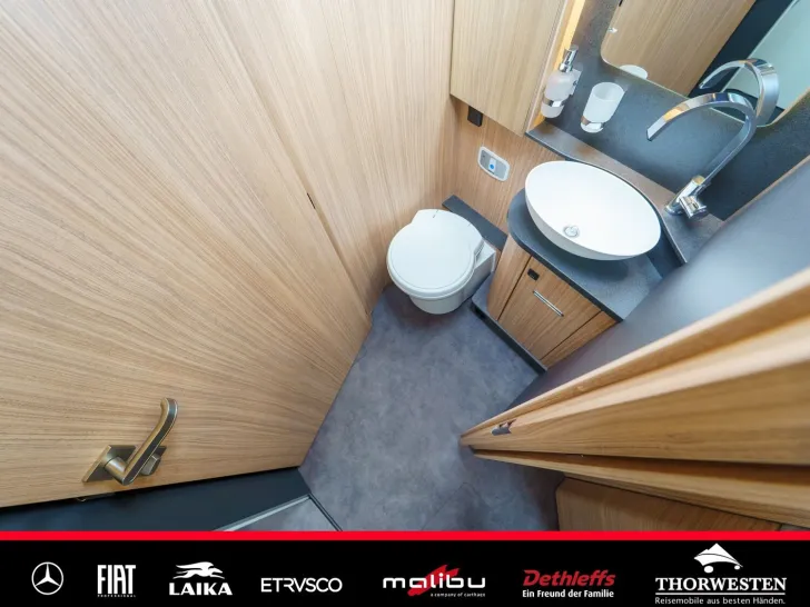 Fahrzeugbild Malibu I 470 RB LE K comfort Mercedes CHIARO / Davos #35