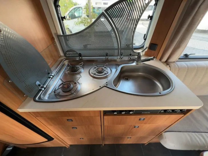 Fahrzeugbild Dethleffs Nomad 510 LE/1.Hand/Einzelbetten/Klima/Rundsitz. #10