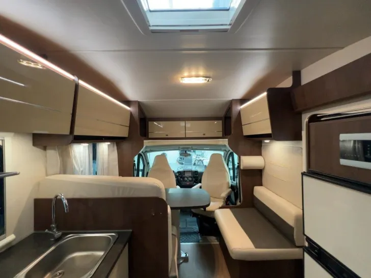 Fahrzeugbild XGO Dynamic 95 P/Einzelbetten/Garage/Klima/Markise #10