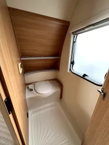 Fahrzeugbild Knaus Südwind 450 FU *Vorzelt*TV*Plane* #23
