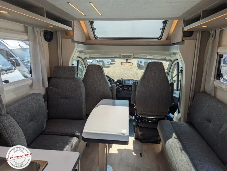 Fahrzeugbild Bürstner Campeo TD 590 Listenpreis: 91.590€ #6