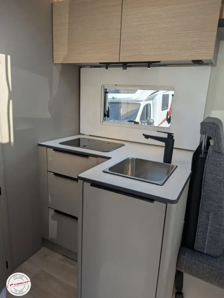 Fahrzeugbild Bürstner Campeo TD 590 Listenpreis: 91.590€ #7