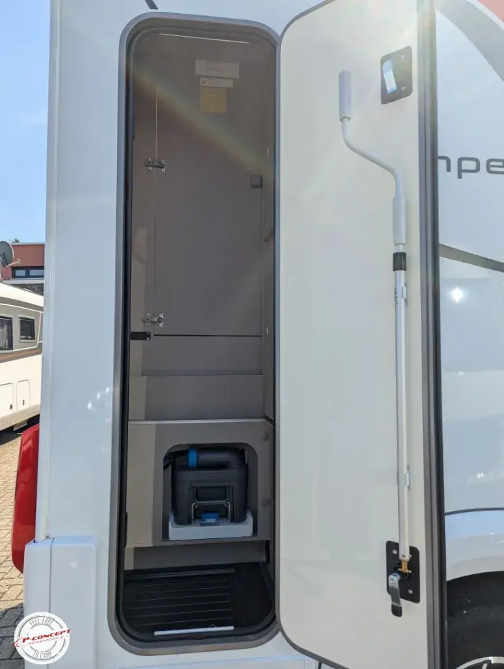 Fahrzeugbild Bürstner Campeo TD 590 Listenpreis: 91.590€ #12
