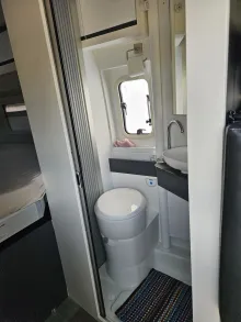 Fahrzeugbild Adria Twin Supreme 640 SGX Scheckheftgepflegt #8