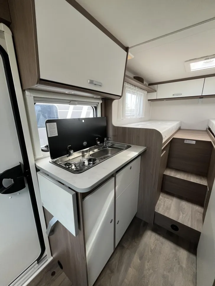 Fahrzeugbild Carado V 347 #10
