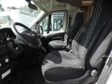 Fahrzeugbild Knaus Sky TI 650 MEG Platinum Selection Stützanlage, Sat, Solar #9