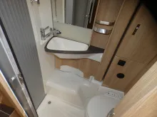 Fahrzeugbild Knaus Sky TI 650 MEG Platinum Selection Stützanlage, Sat, Solar #15