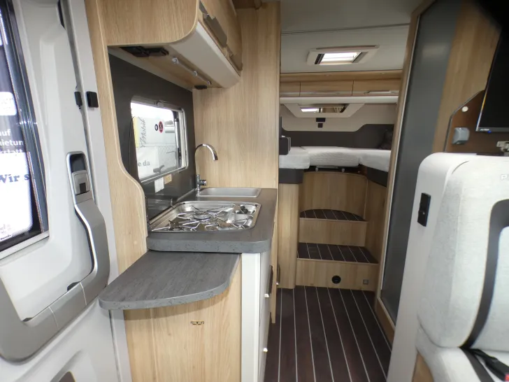 Fahrzeugbild Knaus Sky TI 650 MEG Platinum Selection Stützanlage, Sat, Solar #21