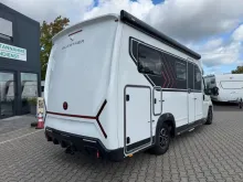 Fahrzeugbild Bürstner Signature SFT 7.1 Einzelbetten + Hubbett #4