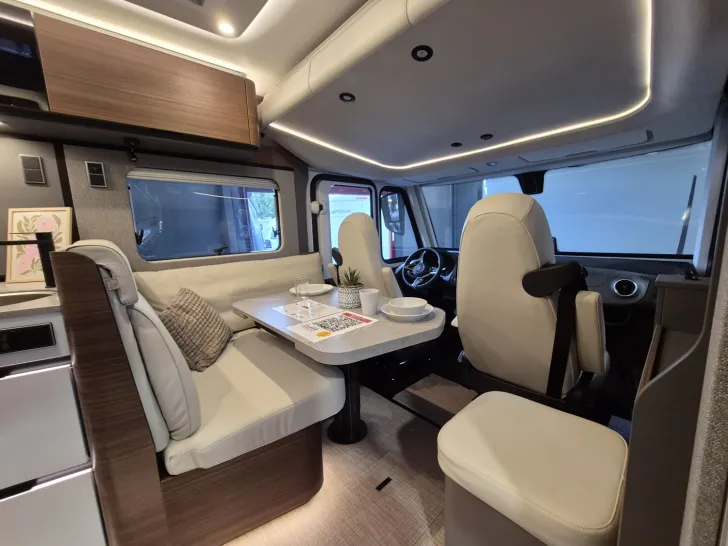 Fahrzeugbild Hymer B-Klasse MC I 680 /Arktis+Autarkie-Pkt/Dachklima #15