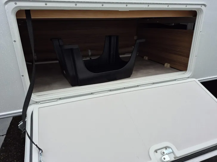 Fahrzeugbild Hymer Eriba Eriba Novaline 495 /1.800kg/Ambiente XL #6