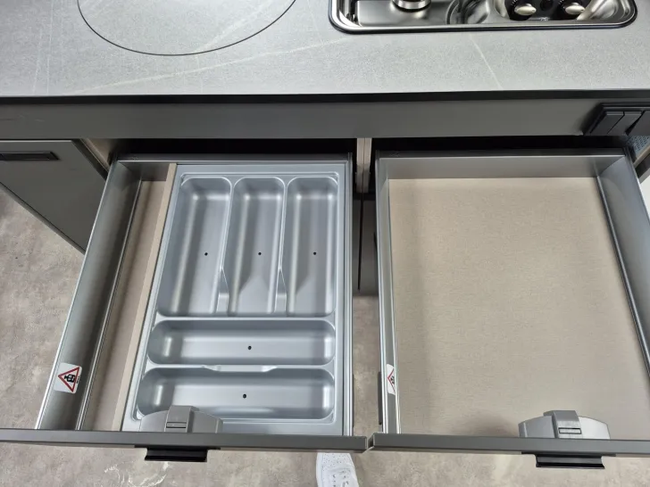 Fahrzeugbild Hymer Eriba Eriba Novaline 495 /1.800kg/Ambiente XL #16