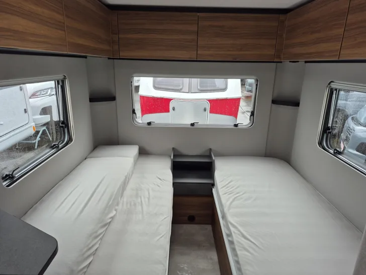 Fahrzeugbild Hymer Eriba Eriba Novaline 495 /1.800kg/Ambiente XL #22