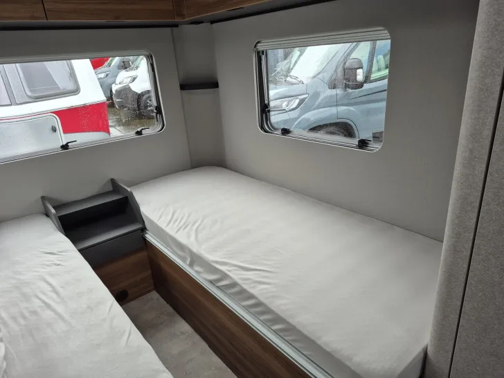 Fahrzeugbild Hymer Eriba Eriba Novaline 495 /1.800kg/Ambiente XL #23