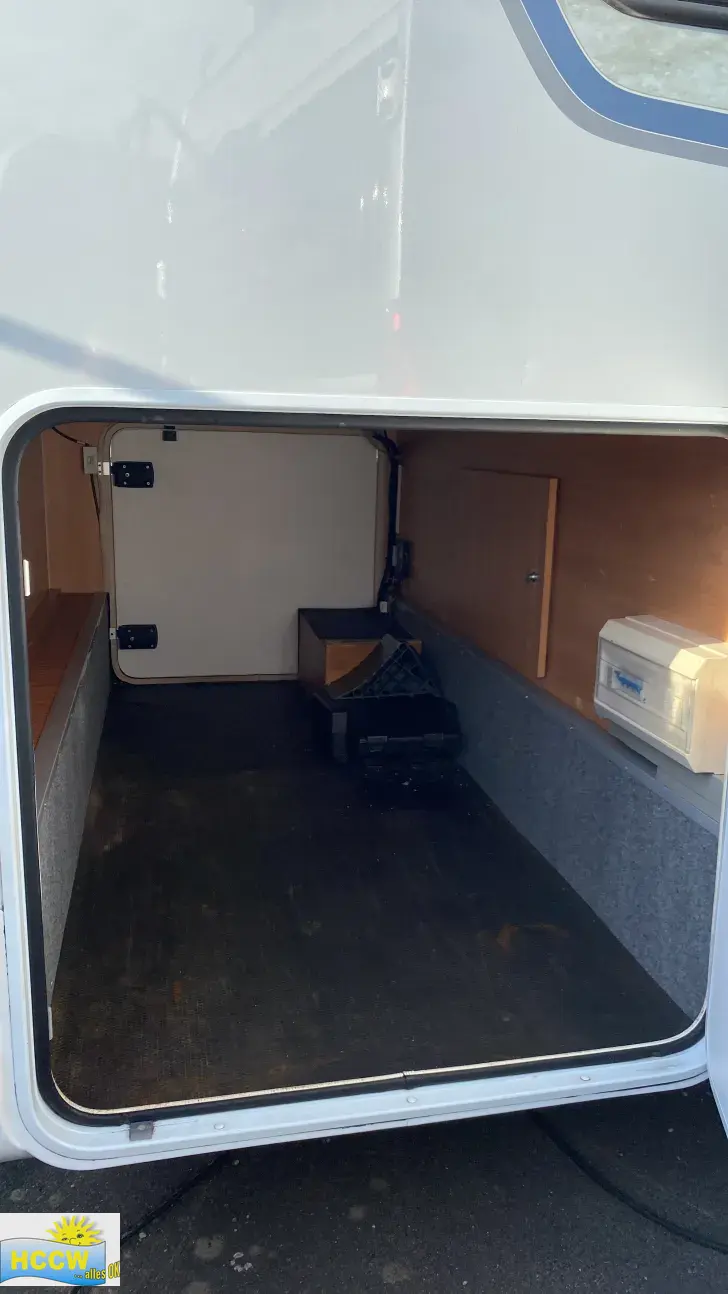 Heckgarage Dethleffs Advantage I 7151 Solar / Hubstützen