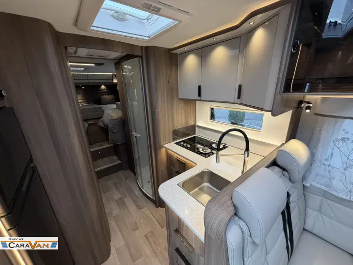 Fahrzeugbild Kabe Travel Master Imperial i810 LGB #7
