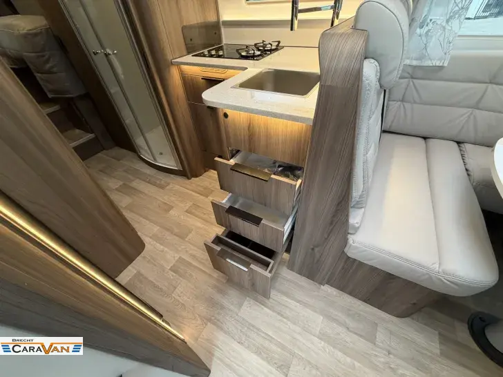 Fahrzeugbild Kabe Travel Master Imperial i810 LGB #24
