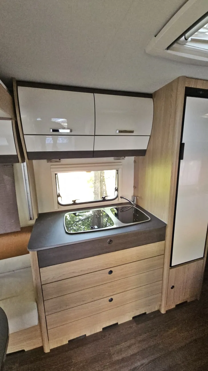 Fahrzeugbild Bürstner Averso Plus 500 TS #12