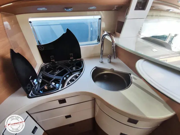 Fahrzeugbild Carthago chic c-line I 4.9 LE L Mercedes ohne Hubbett #6