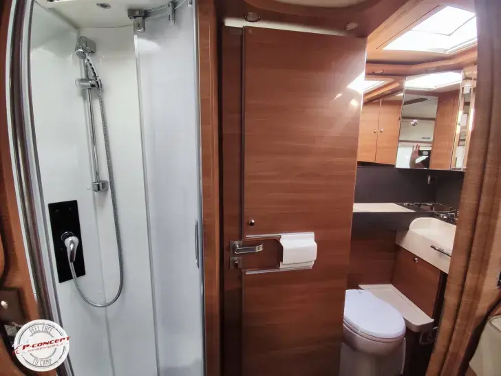 Fahrzeugbild Carthago chic c-line I 4.9 LE L Mercedes ohne Hubbett #10