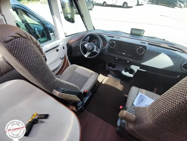 Fahrzeugbild Carthago chic c-line I 4.9 LE L Mercedes ohne Hubbett #12