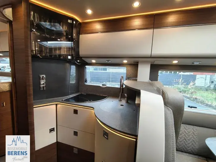 Fahrzeugbild Carthago chic c-line I 4.9 LE Mercedes #21