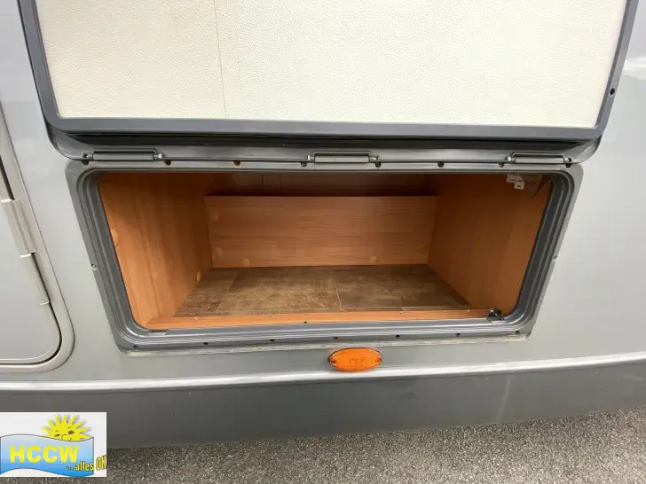 Stauraum Bürstner Ixeo IT 700