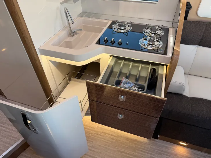 Fahrzeugbild Mobilvetta K Yacht Tekno Line 86, MJ27, All Inclusive #22