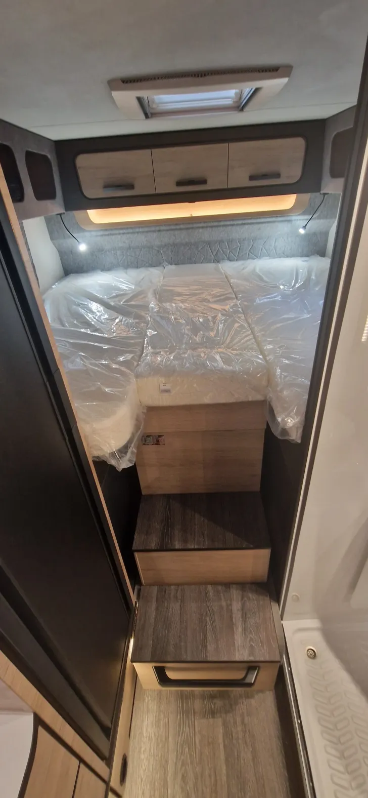 Fahrzeugbild Weinsberg CaraCompact EDITION PEPPER 600 MEG 2027er alles Neu #6
