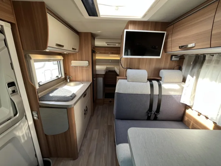 Fahrzeugbild Weinsberg CaraLoft 650 MEG #6
