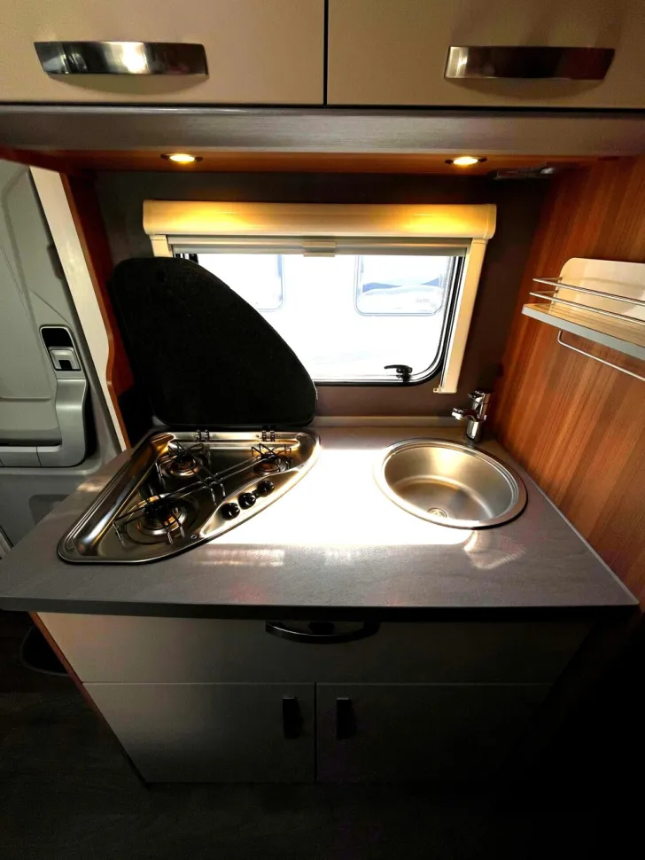 Fahrzeugbild Weinsberg CaraLoft 650 MEG #8