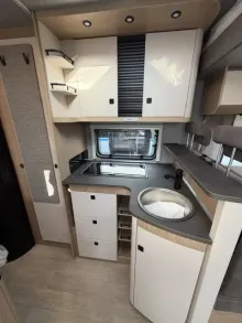 Fahrzeugbild Hobby ONTOUR T 700 FH #6