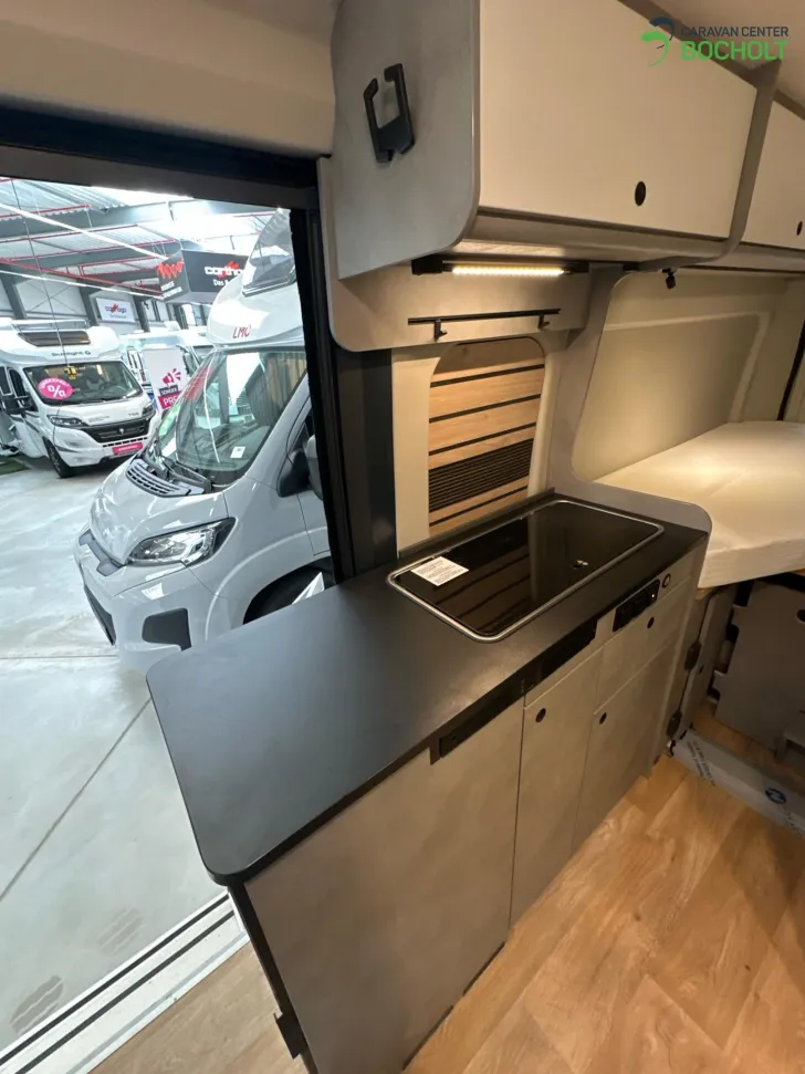 Fahrzeugbild Crosscamp ELMNT 6.4 ES Modell 2027 / Automatik #10