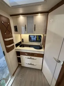 Fahrzeugbild Hobby Excellent 460 SFf #6