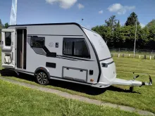 Fahrzeugbild Knaus Südwind 420 QD Black Selection Modell 2026 #11