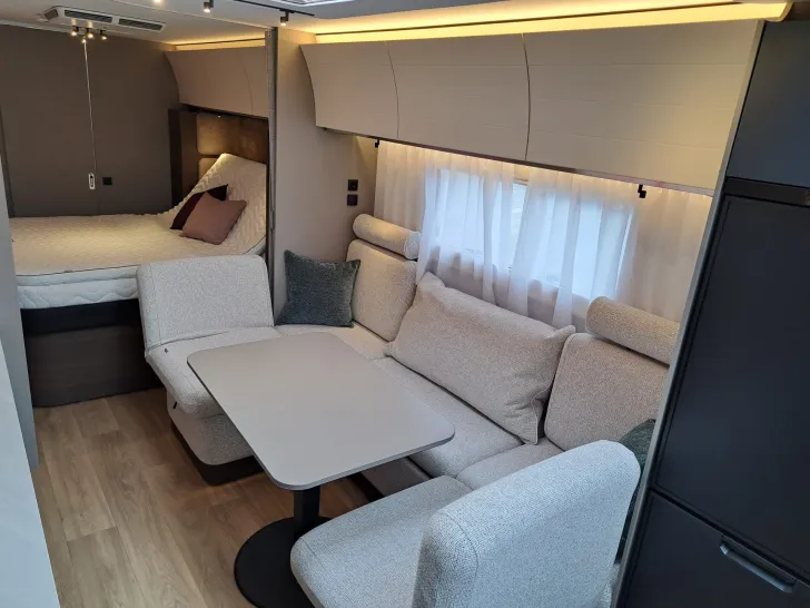 Fahrzeugbild Adria Alpina 663 HT - Twin Achse - Alde Heizung #11