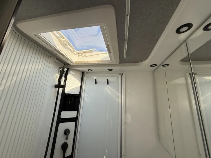 Fahrzeugbild Hobby ONTOUR T 710 GE 8-Gang Automat. 140 PS 3650 kg #26