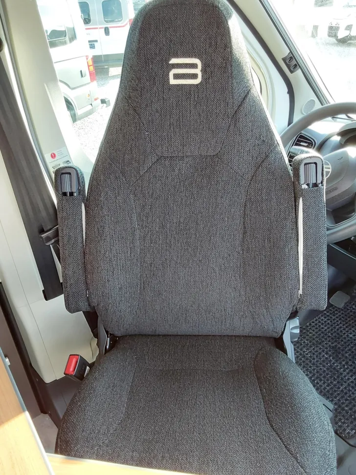 Fahrzeugbild Bürstner Papillon PC 6.0 Radio+Kamera, Markise, Küchenpkt #24