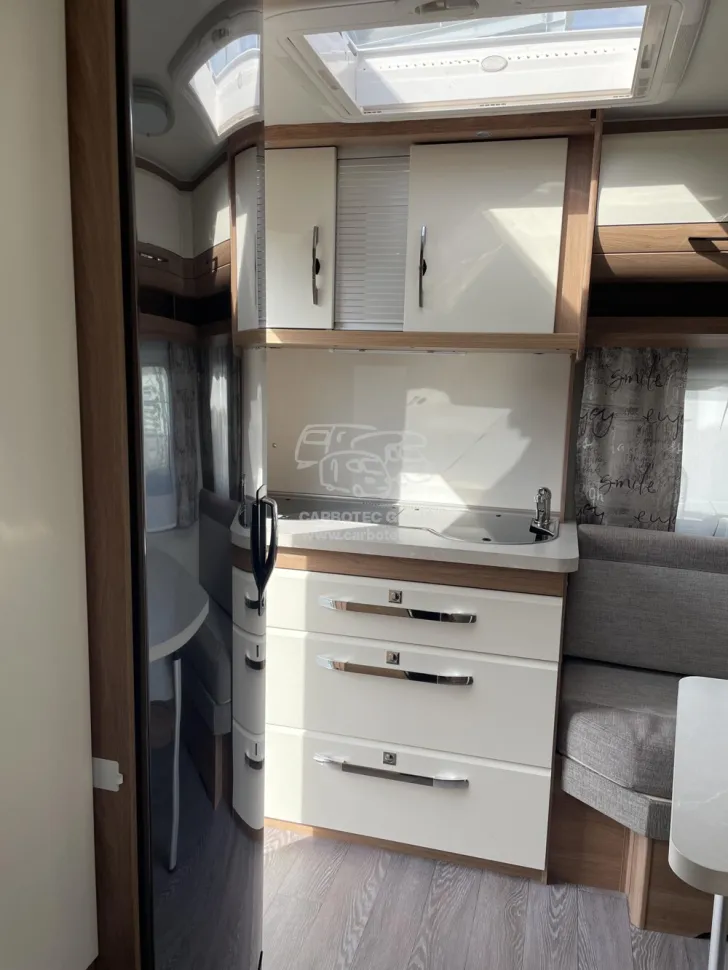 Fahrzeugbild Hobby De Luxe 400 SFe #9