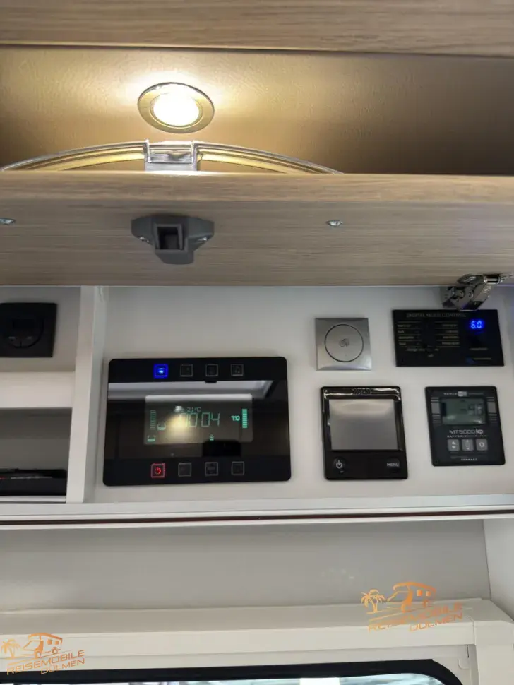 Fahrzeugbild Frankia F-Line I 790 GD Hubstützen Lithium #24