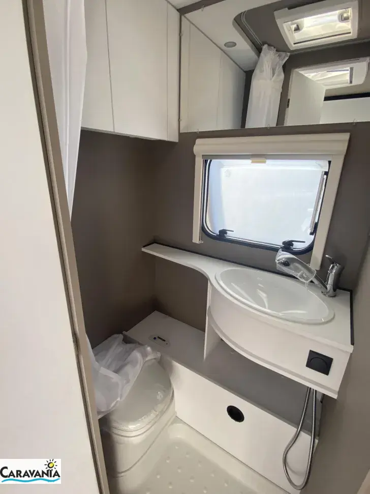Fahrzeugbild Dethleffs c-go 475 EL ähnlich Active #10