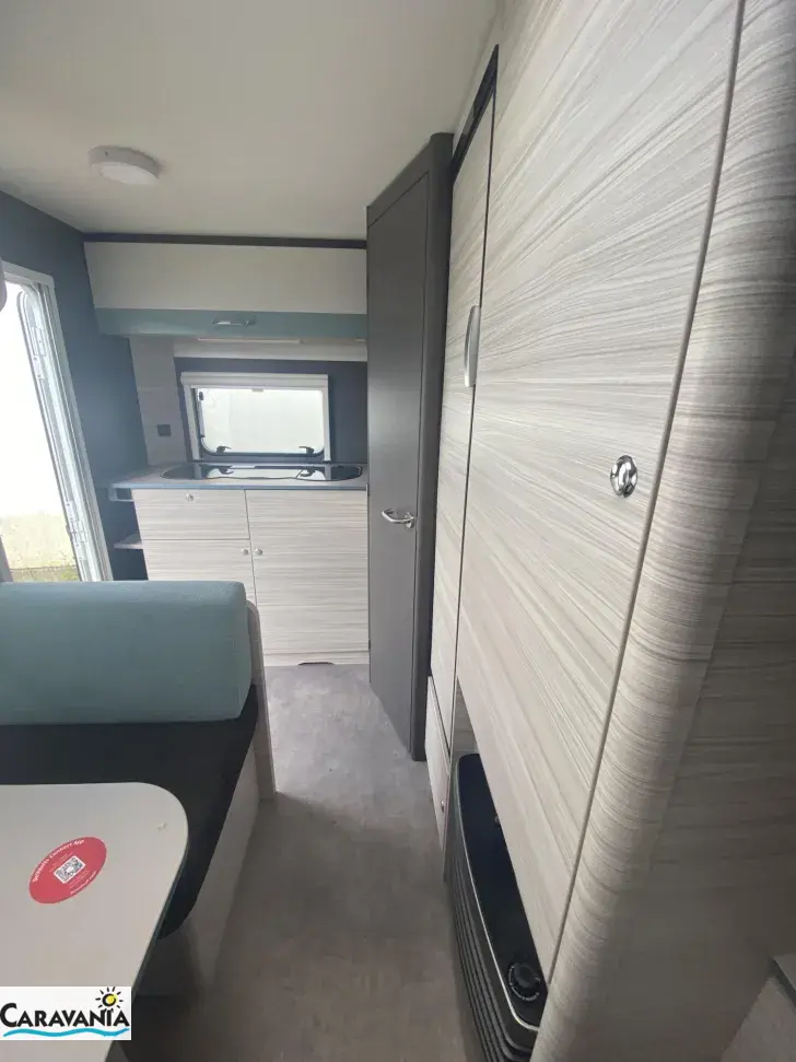 Fahrzeugbild Dethleffs c-joy 420 QSH ähnlich Active #8