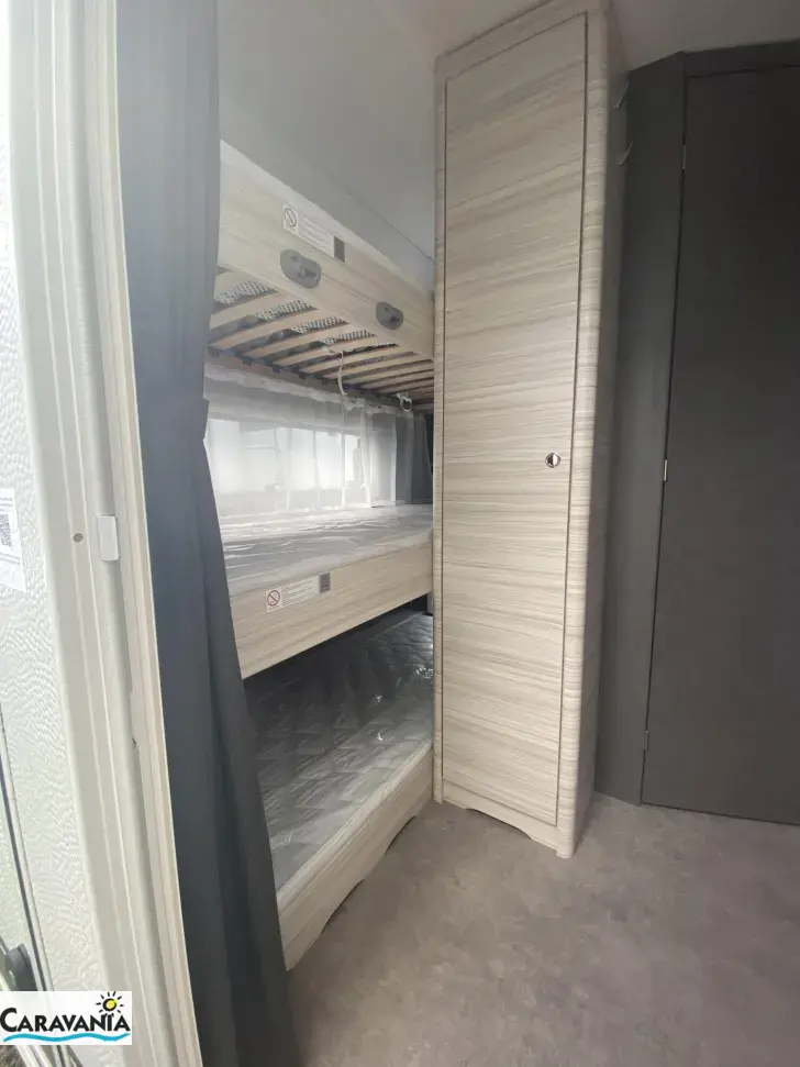 Fahrzeugbild Dethleffs c-joy 480 QLK 3 er Stockbett #6