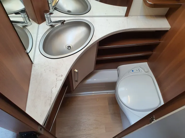 Fahrzeugbild LMC Vivo 532 K /Mover/City-Wasser/2 feste FWT #26
