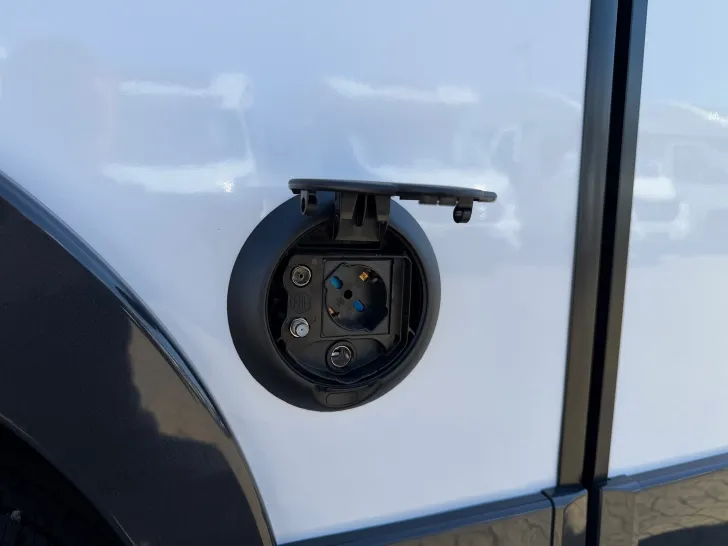 Fahrzeugbild Mobilvetta Kea Kompakt 55, MJ27 - Automatik, Safety #29