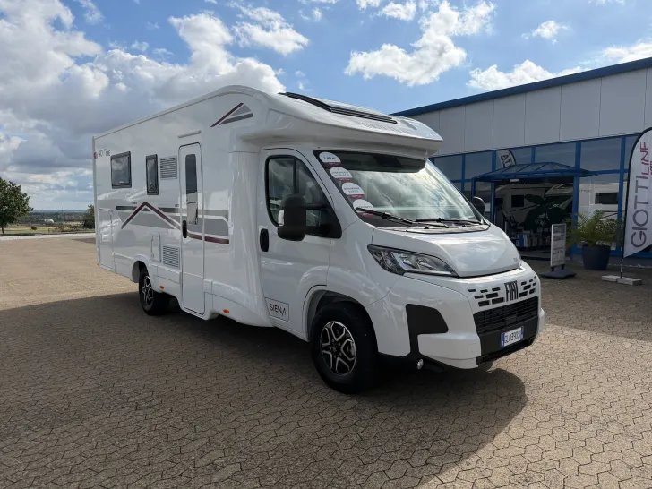Fahrzeugbild GIOTTILINE Siena 390 Premiere Fiat - Queensbett #2