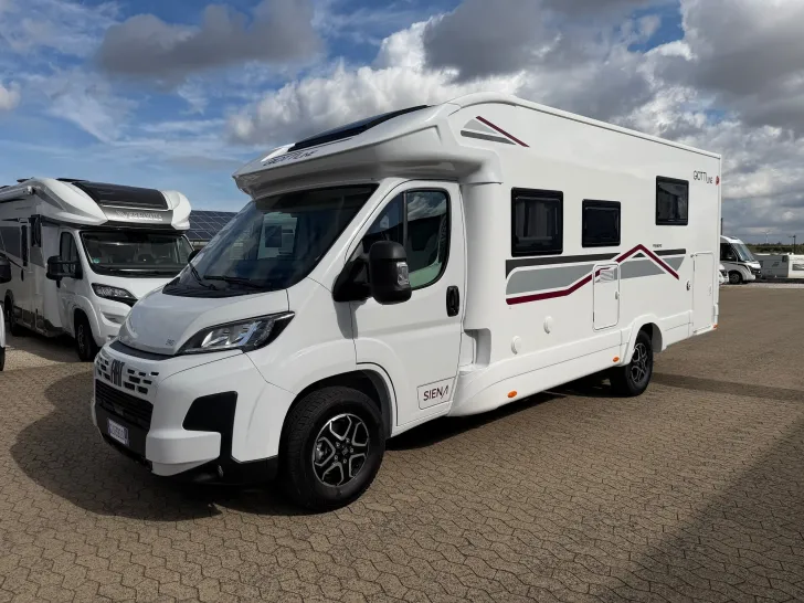 Fahrzeugbild GIOTTILINE Siena 390 Premiere Fiat - Queensbett #4