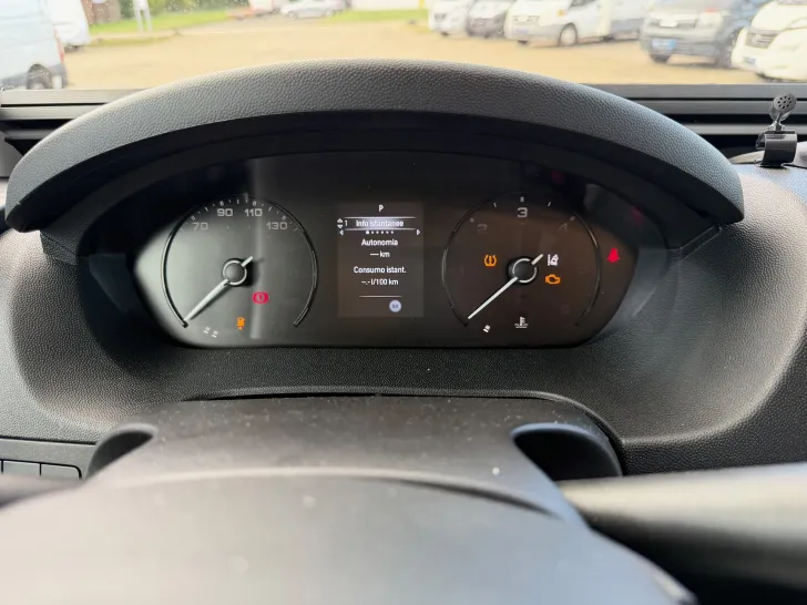Fahrzeugbild GIOTTILINE Siena 390 Premiere Fiat - Queensbett #15