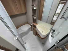 Fahrzeugbild Knaus Sky Wave 650 MF Mit Hubbett #9